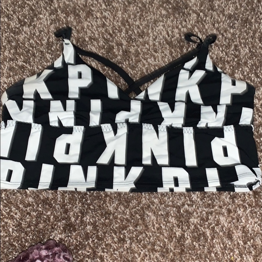 Sports bra